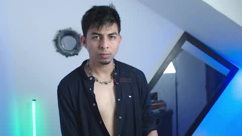 Snapshot of mralpha_latino chatting on 05-01-26, 07:02 Alpha LATINO online show from 05-01-26, 07:02