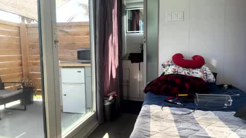 MrBigDThomas online show from 03-03-26, 04:57