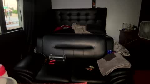 MrBigDThomas online show from 03-27-26, 01:33