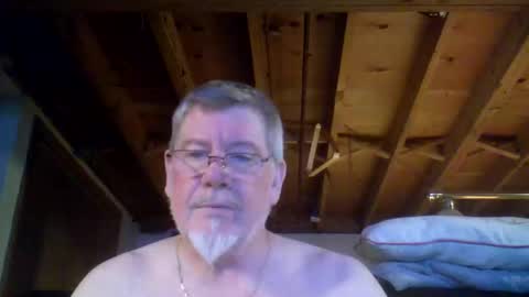 Snapshot of mrblade666 chatting on 06-03-26, 10:15 mrblade666 online show from 06-03-26, 10:15