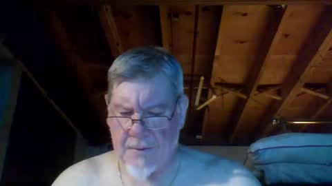 Snapshot of mrblade666 chatting on 06-09-26, 10:54 mrblade666 online show from 06-09-26, 10:54