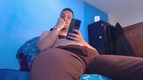 Snapshot of mrchrisdaniel chatting on 12-15-25, 08:46 Christtofer online show from 12-15-25, 08:46