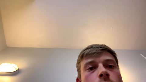 Snapshot of mrcoolguy68 chatting on 10-21-25, 12:11 mrcoolguy68 online show from 10-21-25, 12:11