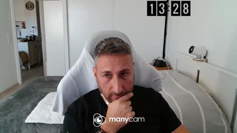 Snapshot of mrdr0o0o chatting on 11-07-25, 12:27 mrdr0o0o online show from 11-07-25, 12:27