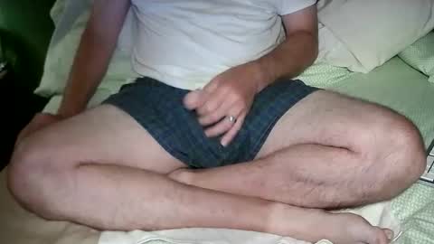 Snapshot of mrericsmith chatting on 06-08-26, 10:04 mrericsmith email hidnnn online show from 06-08-26, 10:04