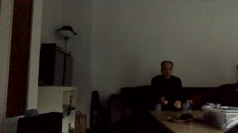 Snapshot of mrhandsomelovee chatting on 01-25-25, 07:38 Nikola online show from 01-25-25, 07:38