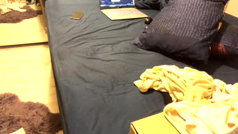 Snapshot of mrhandsomelovee chatting on 02-11-25, 04:35 Nikola online show from 02-11-25, 04:35