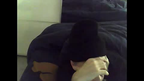 Snapshot of mrhandsomelovee chatting on 03-10-25, 07:42 Nikola online show from 03-10-25, 07:42