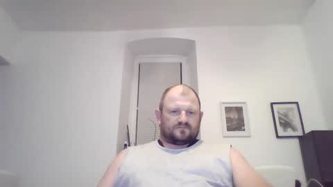 Snapshot of mrhotsex69 chatting on 09-12-25, 02:33 mrhotsex69 online show from 09-12-25, 02:33