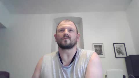 Snapshot of mrhotsex69 chatting on 09-13-25, 06:29 mrhotsex69 online show from 09-13-25, 06:29