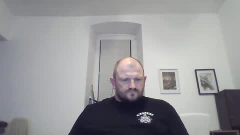 Snapshot of mrhotsex69 chatting on 09-28-25, 08:47 mrhotsex69 online show from 09-28-25, 08:47