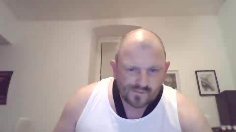 Snapshot of mrhotsex69 chatting on 10-16-25, 10:22 mrhotsex69 online show from 10-16-25, 10:22