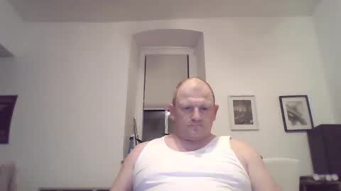Snapshot of mrhotsex69 chatting on 10-21-25, 12:00 mrhotsex69 online show from 10-21-25, 12:00