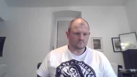 Snapshot of mrhotsex69 chatting on 10-26-25, 05:08 mrhotsex69 online show from 10-26-25, 05:08