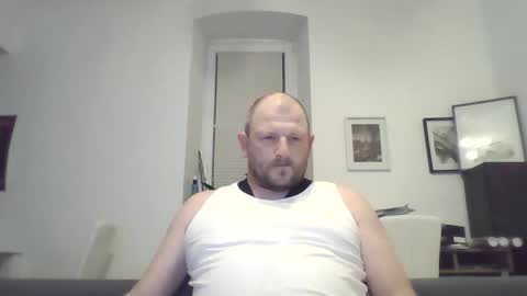 Snapshot of mrhotsex69 chatting on 11-19-25, 11:27 mrhotsex69 online show from 11-19-25, 11:27