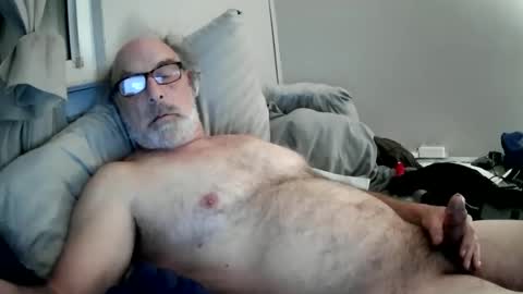 Snapshot of mrjames59 chatting on 01-04-25, 09:32 mrjames59 online show from 01-04-25, 09:32