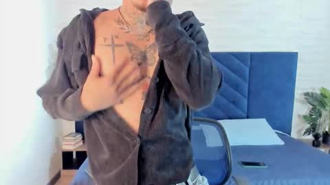 mrjustin_ online show from 10-12-25, 09:14