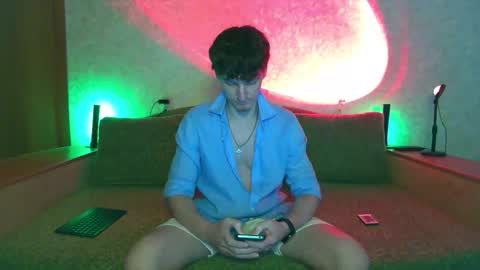 mrlovevanders online show from 12-19-25, 11:28