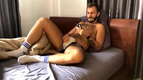 Max online show from 10-25-25, 03:36