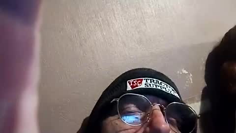 Mrnmrsfucks4u2 online show from 12-21-24, 04:52