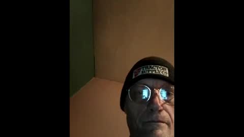 Mrnmrsfucks4u2 online show from 12-21-24, 05:40