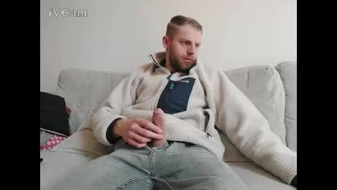 Snapshot of mrnobody6209 chatting on 03-06-25, 11:58 mrnobody6209 online show from 03-06-25, 11:58