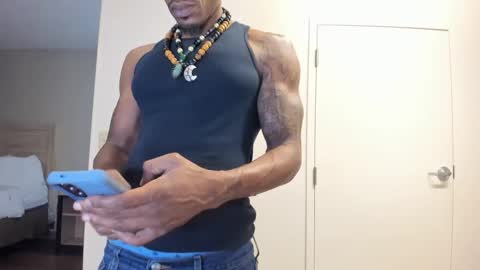 mromg007 online show from 10-08-25, 02:42