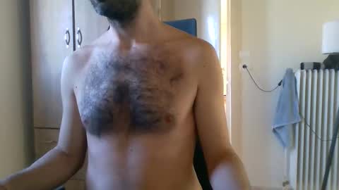 Snapshot of mrralph__90 chatting on 05-06-26, 02:00 Mrralph online show from 05-06-26, 02:00