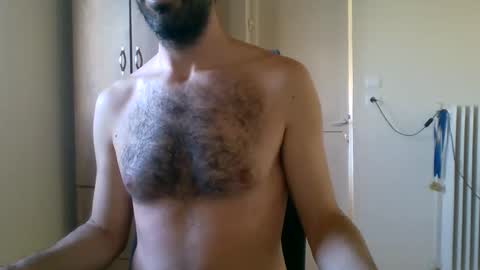 Snapshot of mrralph__90 chatting on 05-13-26, 03:42 Mrralph online show from 05-13-26, 03:42