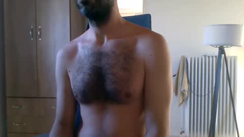 Snapshot of mrralph__90 chatting on 06-02-26, 11:56 Mrralph online show from 06-02-26, 11:56