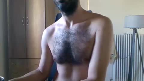 Snapshot of mrralph__90 chatting on 06-03-26, 06:49 Mrralph online show from 06-03-26, 06:49