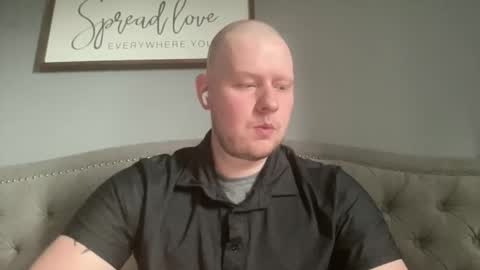 Snapshot of mrrickdickulous chatting on 04-16-26, 03:35 mrrickdickulous online show from 04-16-26, 03:35