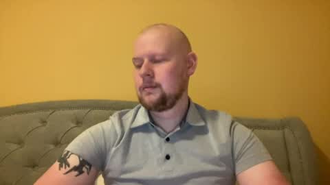 Snapshot of mrrickdickulous chatting on 06-11-26, 03:32 mrrickdickulous online show from 06-11-26, 03:32