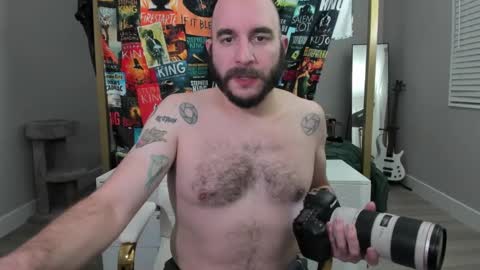 Snapshot of mrricomustachio chatting on 12-28-24, 05:55 Rico online show from 12-28-24, 05:55