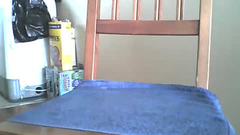 Snapshot of mrroarke chatting on 05-10-26, 12:16 Longshot online show from 05-10-26, 12:16