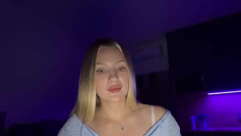 Dayana online show from 11-07-25, 10:21