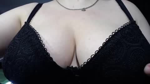 mrs_smith__ online show from 12-24-24, 06:55
