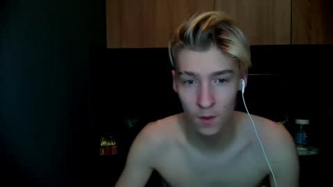 Snapshot of mrsexycum4u chatting on 02-03-25, 04:14 Adam online show from 02-03-25, 04:14