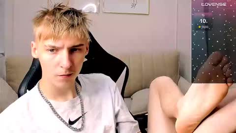 Snapshot of mrsexycum4u chatting on 10-17-25, 10:56 Adam online show from 10-17-25, 10:56