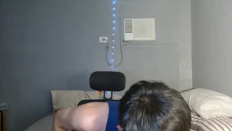 Snapshot of mrshawn95 chatting on 10-14-25, 05:58 shawn online show from 10-14-25, 05:58