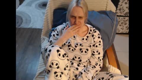 Sasha online show from 11-17-25, 05:41