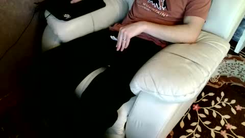Snapshot of mrstraightdik chatting on 02-12-25, 10:24 Mr. Dan online show from 02-12-25, 10:24