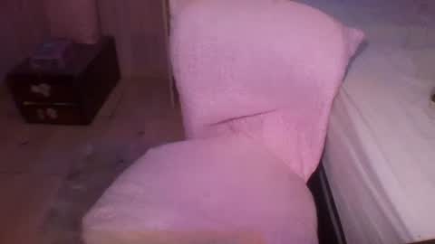 Snapshot of mrvenusx chatting on 12-29-24, 05:12 Mrs Venus online show from 12-29-24, 05:12