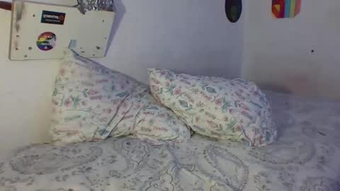 Snapshot of mrvenusx chatting on 05-15-26, 11:01 Mrs Venus online show from 05-15-26, 11:01