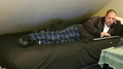 Snapshot of mrxhere chatting on 01-22-25, 11:43 mrxhere online show from 01-22-25, 11:43