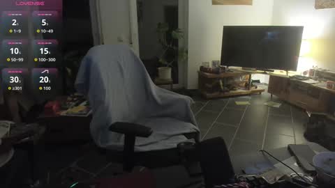 Snapshot of mrzaasch chatting on 02-17-26, 06:14 Sascha online show from 02-17-26, 06:14