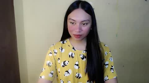 Bella online show from 05-14-26, 03:46