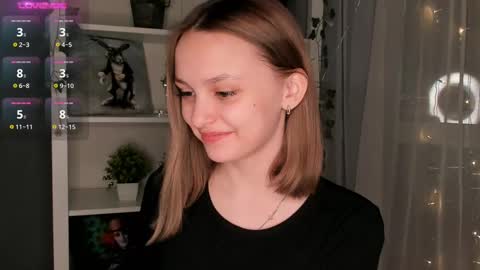 Elizabeth online show from 02-16-25, 03:38