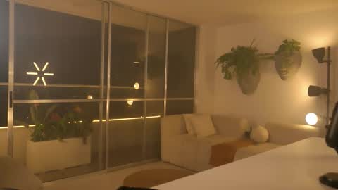 Samantha online show from 02-20-26, 06:26