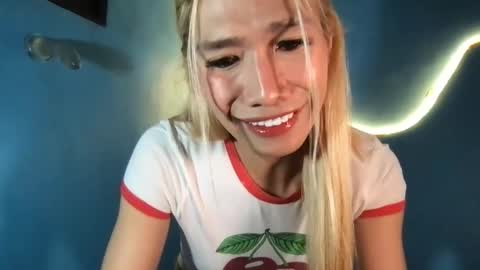 ms_maureenx69x online show from 04-26-26, 02:48